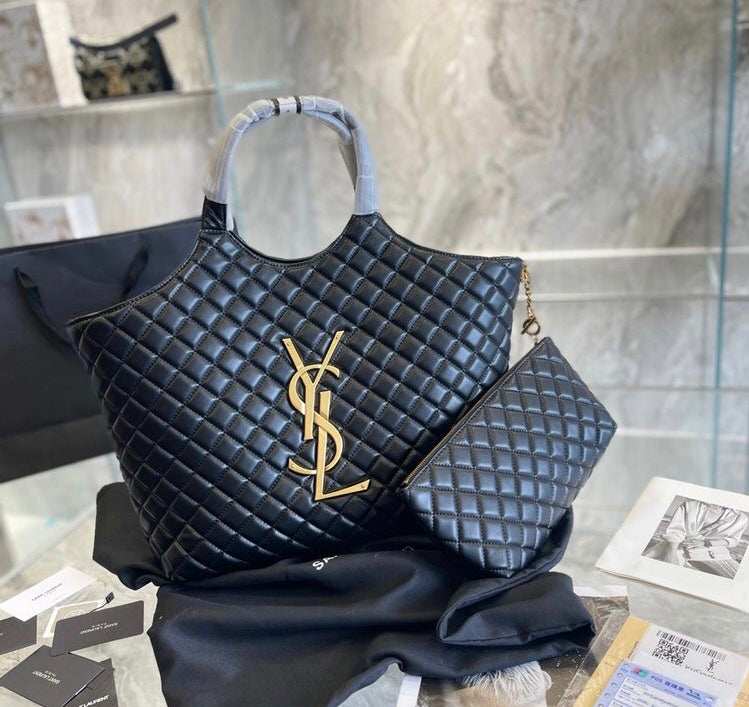 YSL MAXI SHOPPING IN PELLE DI AGNELLO TRAPUNTATA