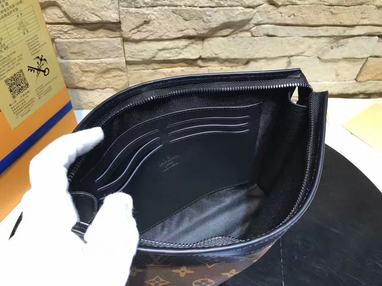 POCHETTE VOYAGE MM